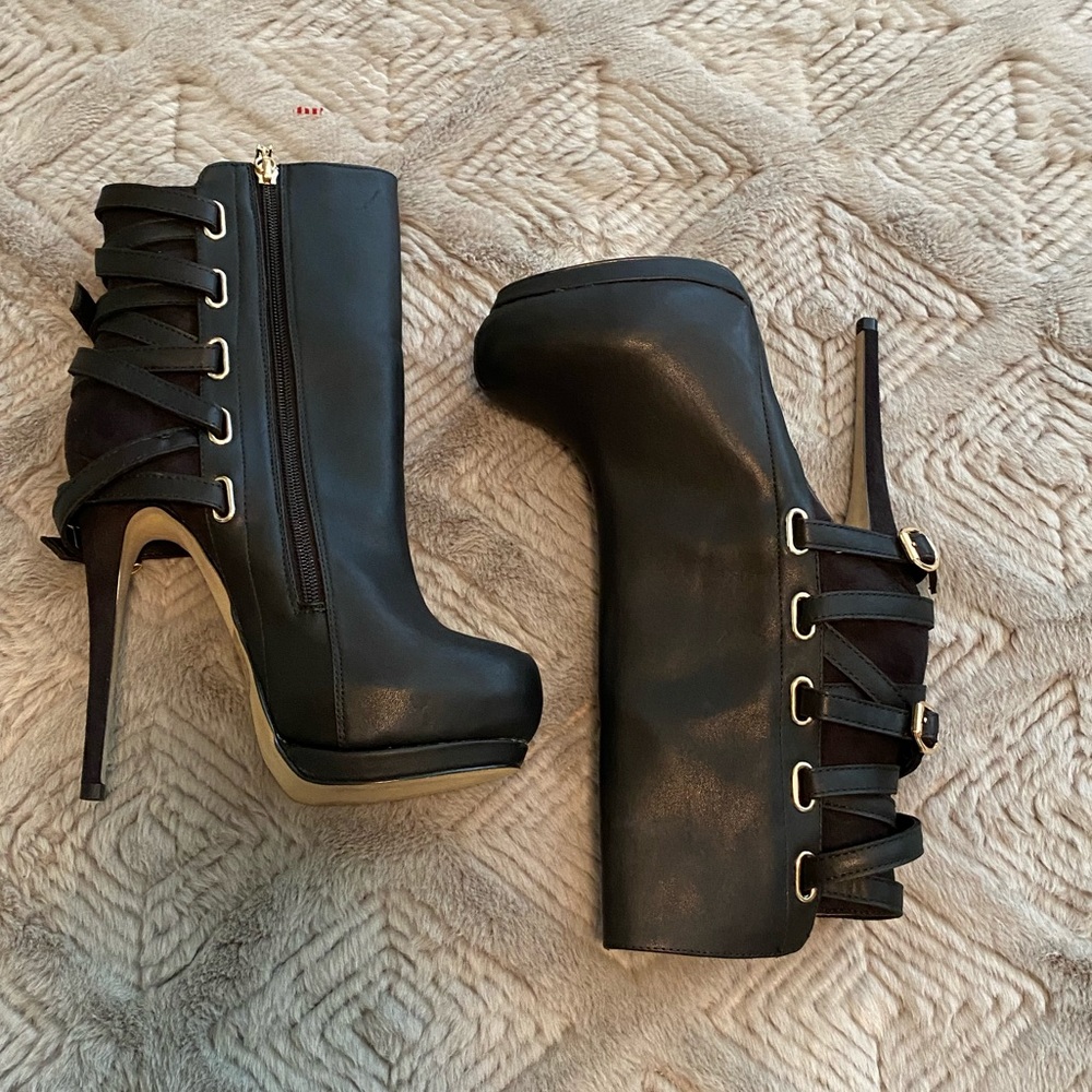 Sky high Bebe booties